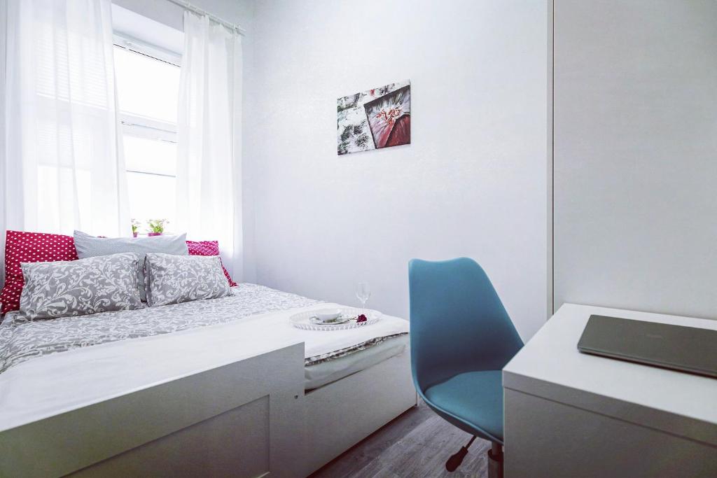 Apartament Niebieski Krakowskie Przedmieście 26 room 1