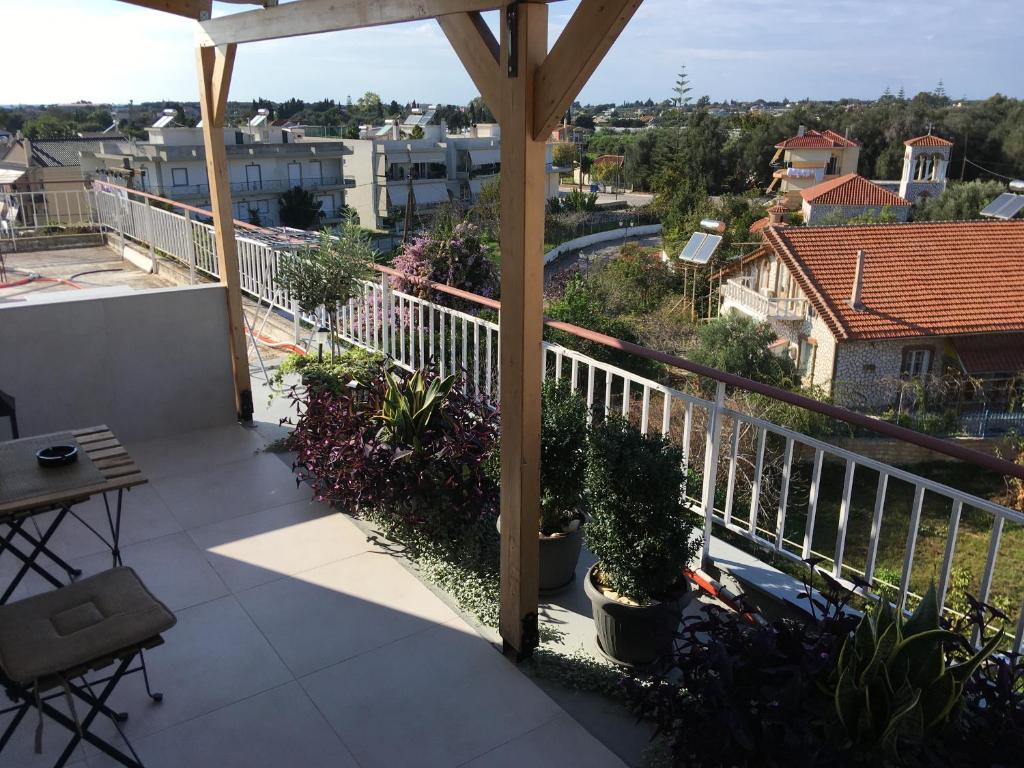 Nina’s Penthouse room 3