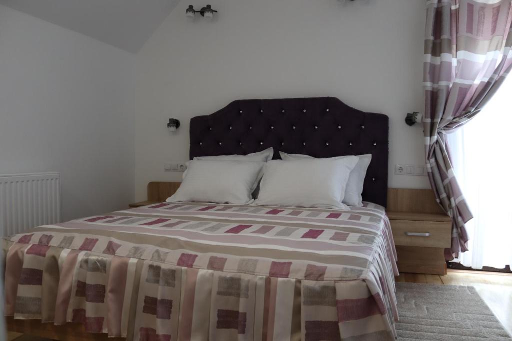 NUT HOUSE Retezat room 4
