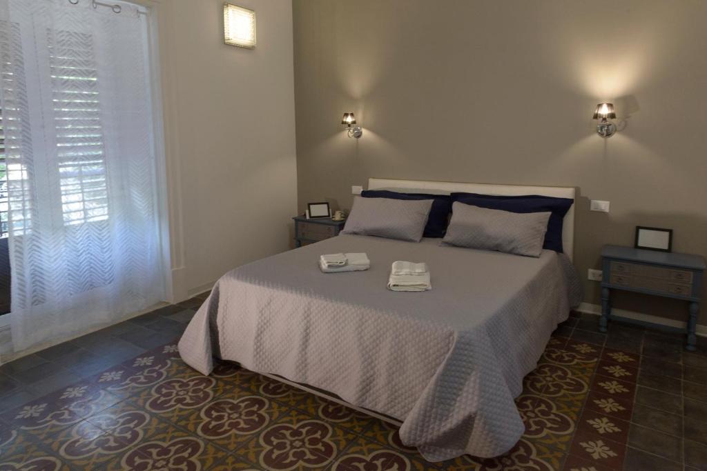 Opera Prima 28 room 4