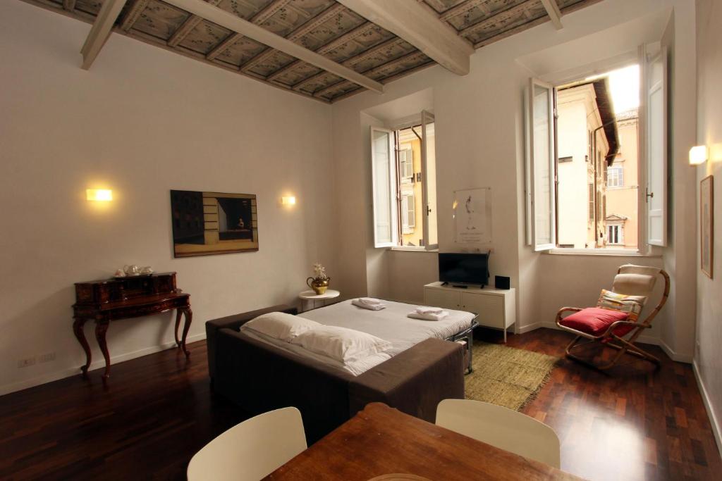 Ottoboni Flats room 1