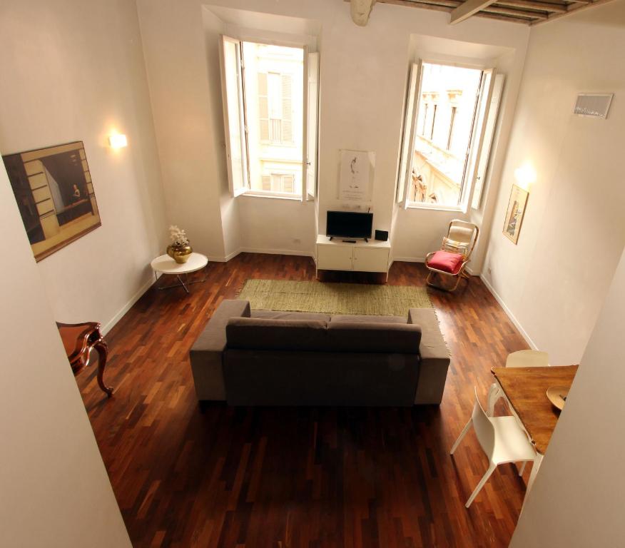 Ottoboni Flats room 3