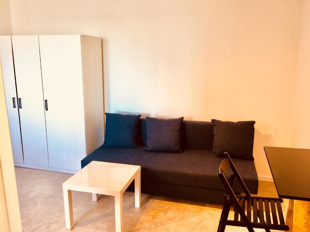 P11 room 3