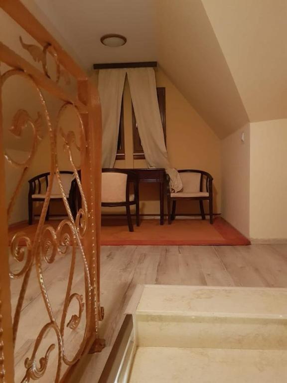 Pensiunea Brazi room 4