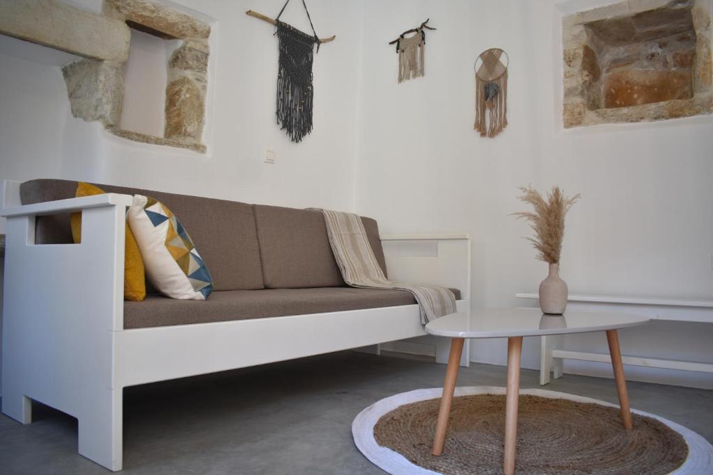 Platsa's House room 1