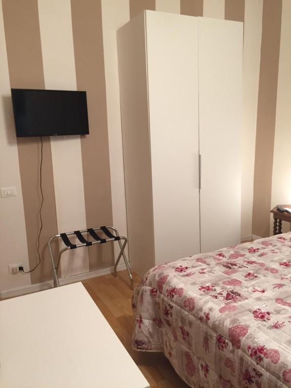 Polo Residence room 5