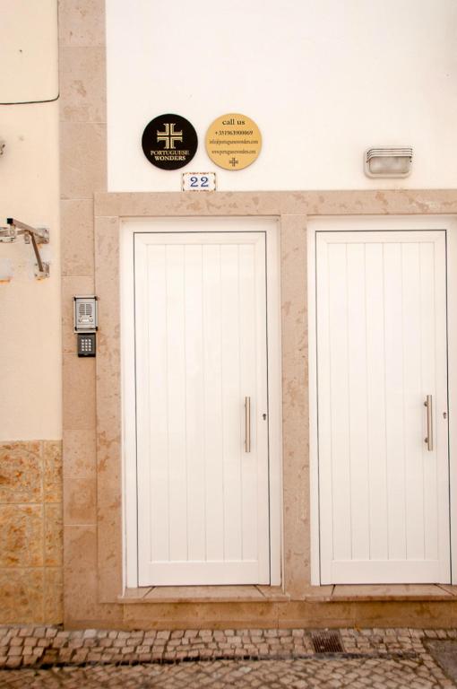 Portuguese Wonders room 3