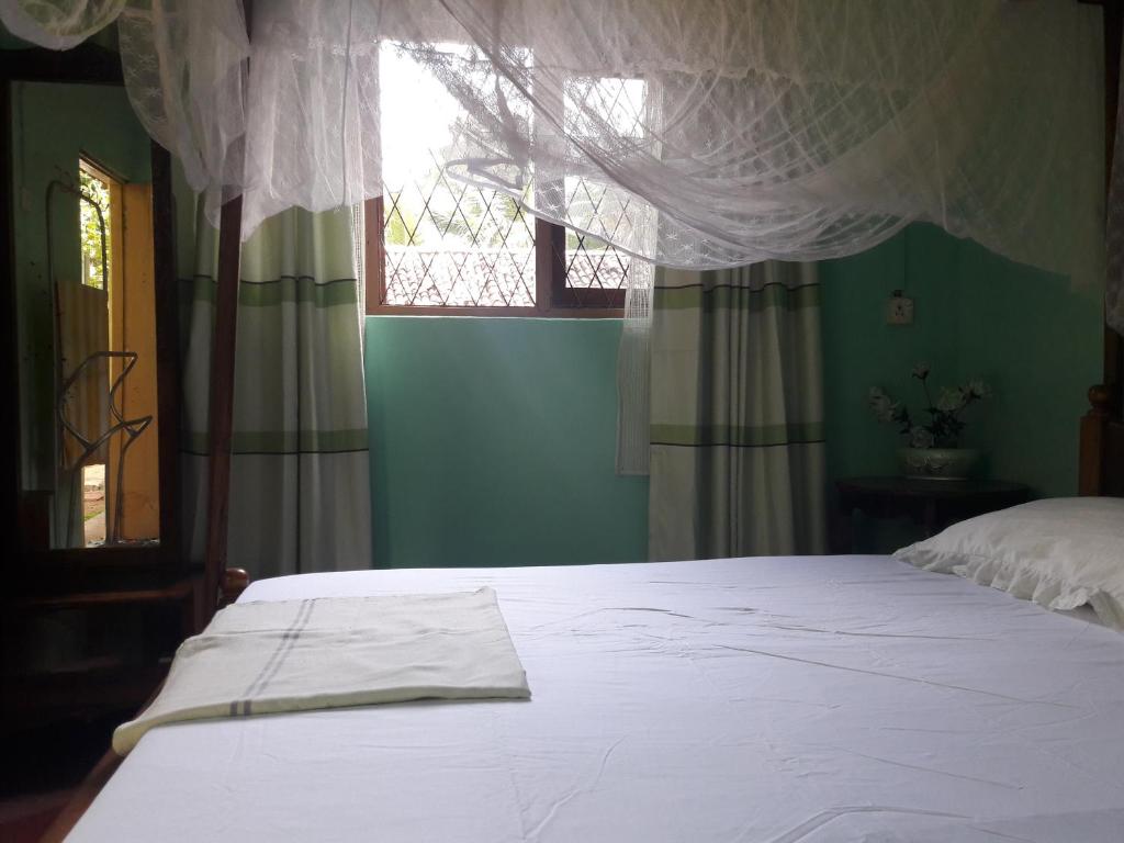 Pradeepa house room 6