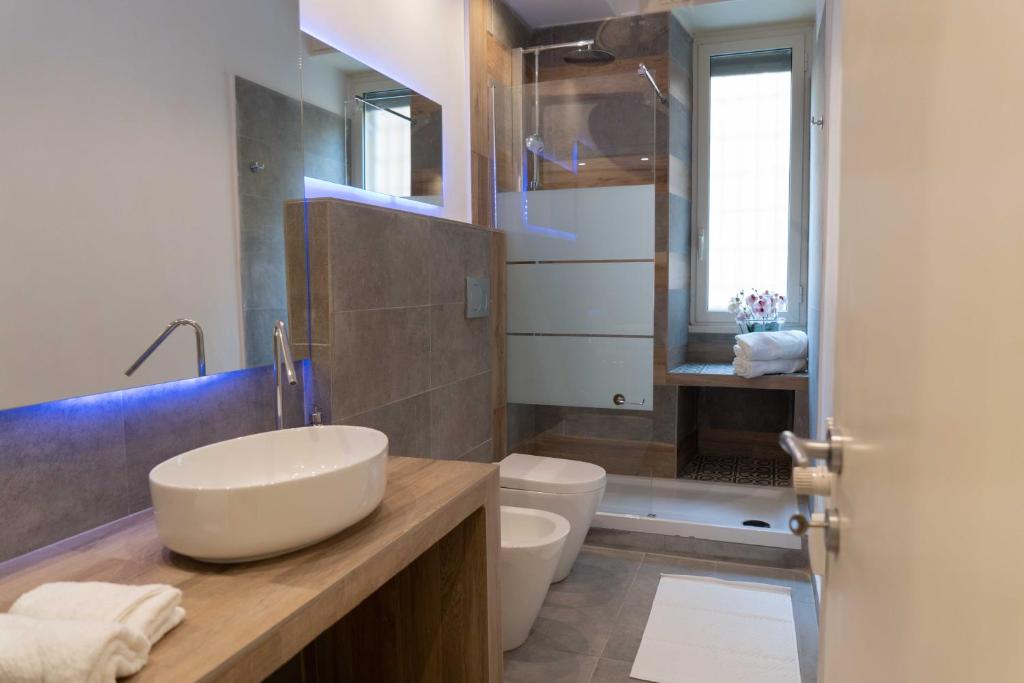 Re di Roma bright home room 6