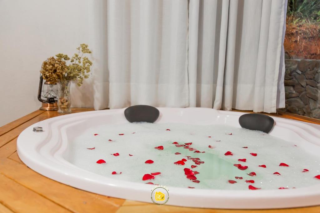 Chalés Recanto da cachoeira room 3