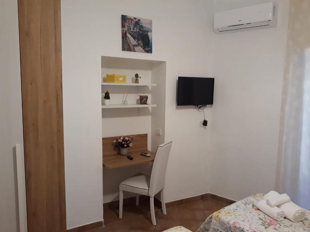 Rita flat room 4