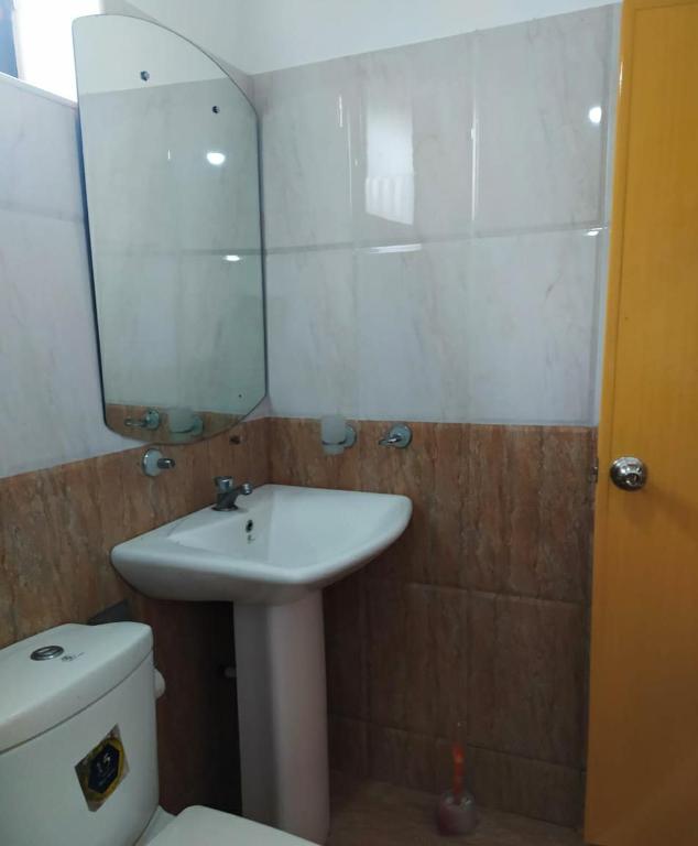 River Side Holiday Inn room 5