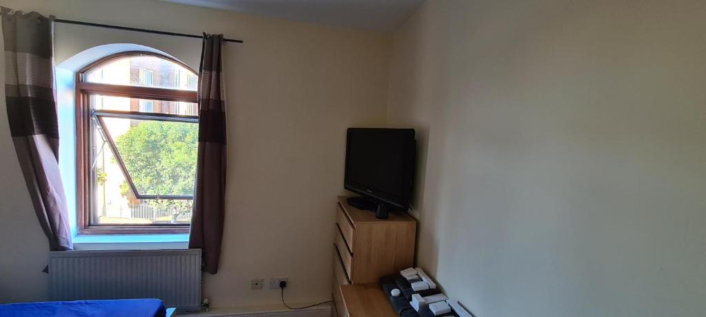 Roma House room 6