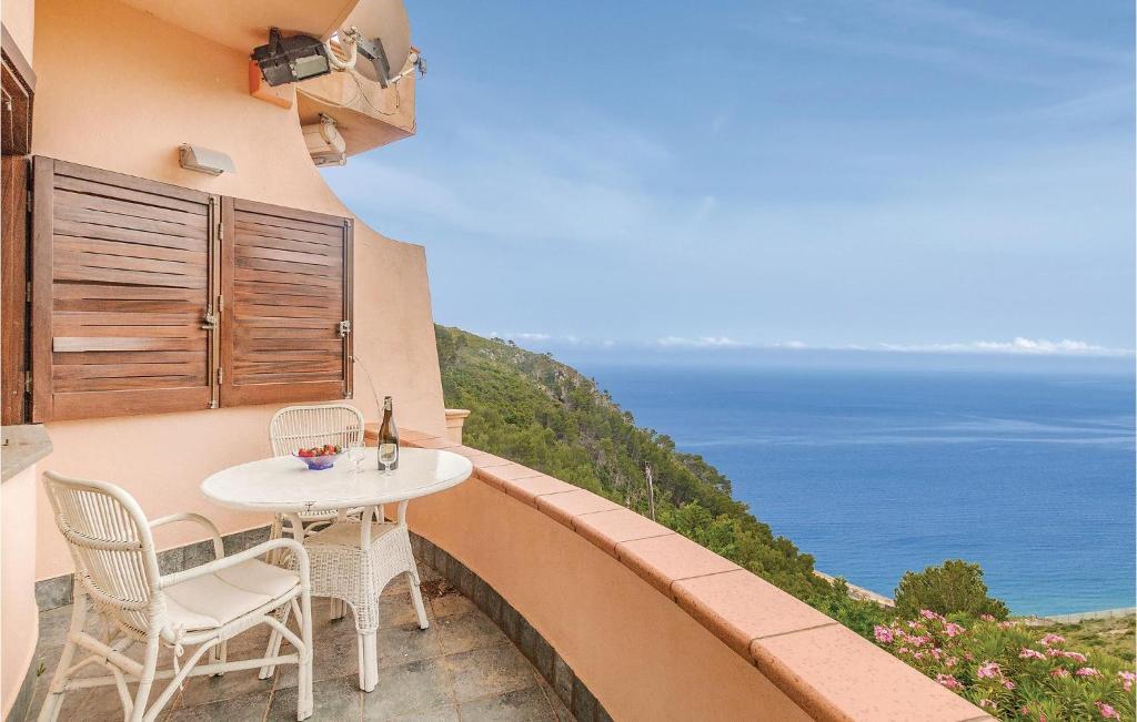 Villa Romantic Cove room 2