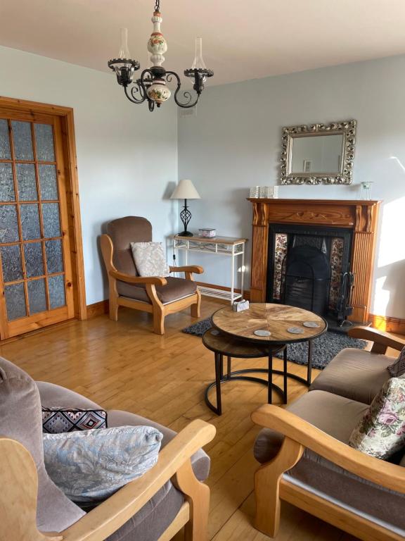 Rose Cottage room 2