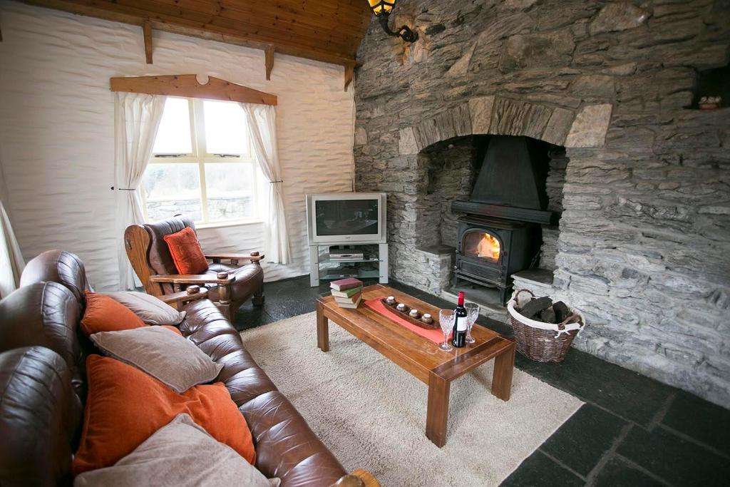 Rose Cottage room 2