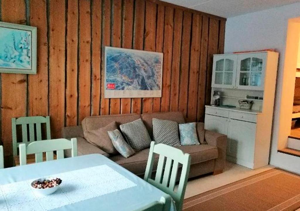Rukakuukkeli B10 room 1