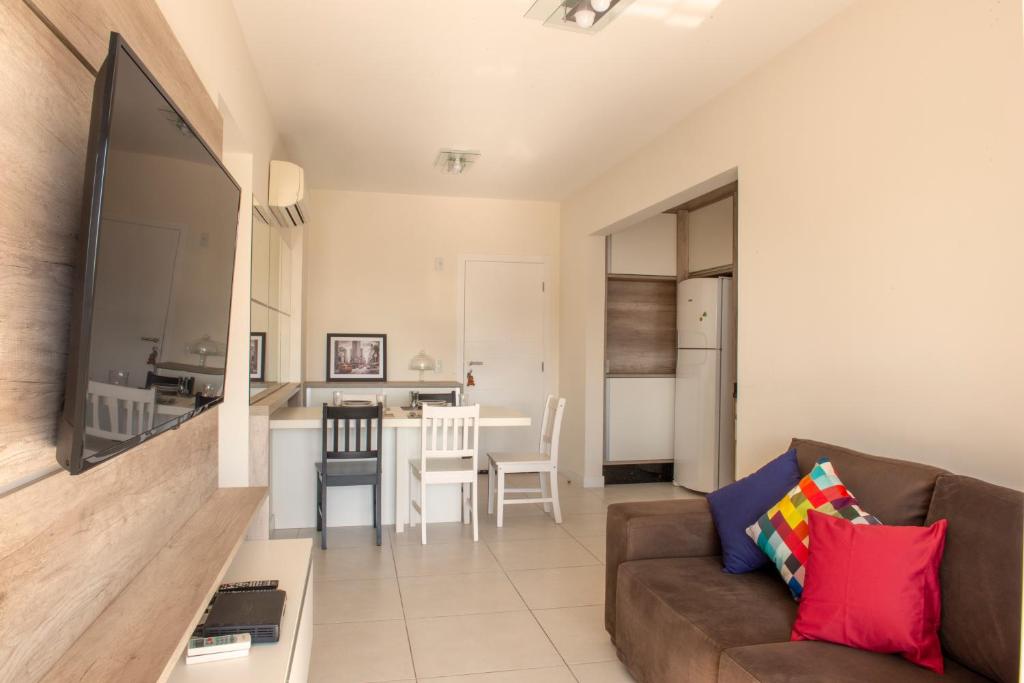 FLAT SAINT TROPEZ room 3