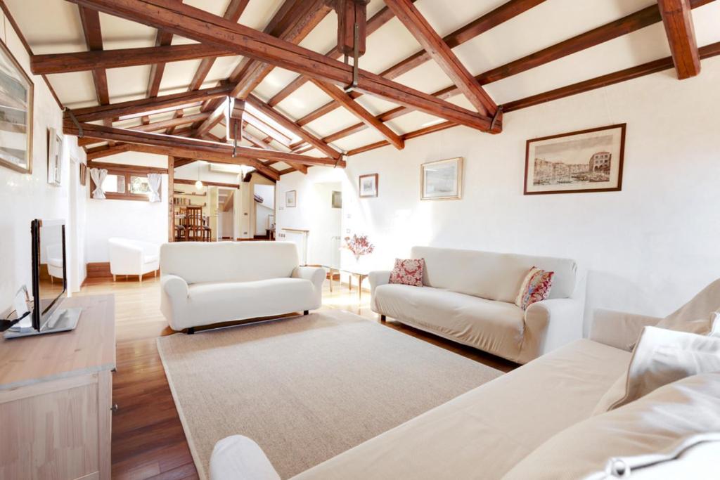 San Marco Roof Terrace Apartment room 3