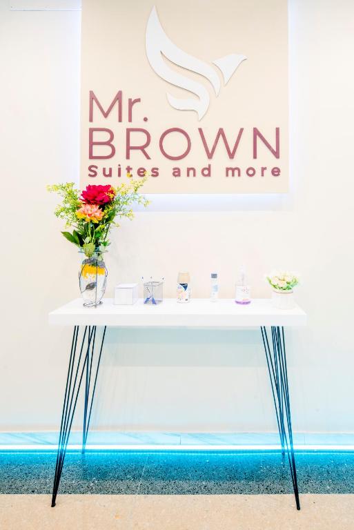 Mr. Brown - San Paolo room 5