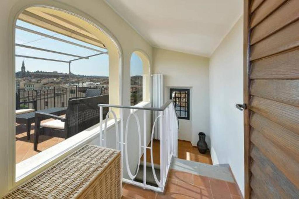 Apartments Florence Santa Croce Terrace Deluxe room 4