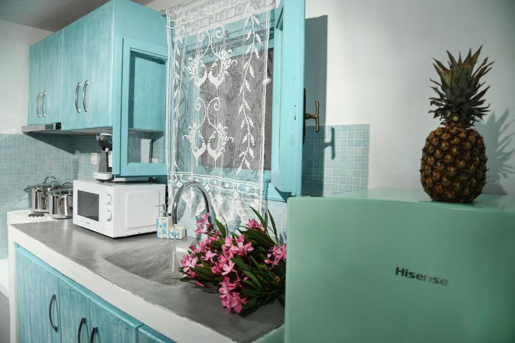 Serenity Blue (Cave house) room 5