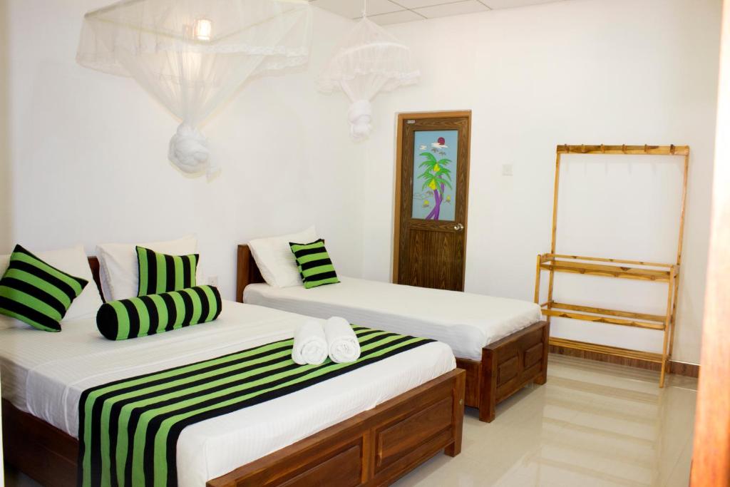 Sigiri Leisure Holiday Home room 3