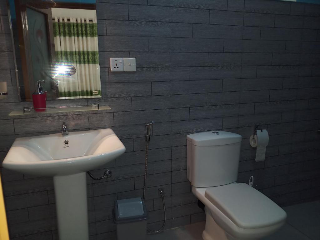 Sigiri Leisure Holiday Home room 6