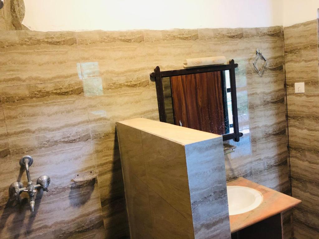 Silent Park Hotel room 6