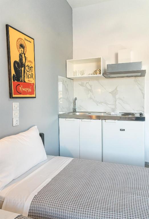 Star Apartments room 6