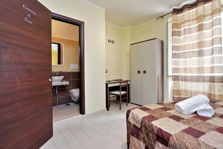 Roma Suite Centro room 1