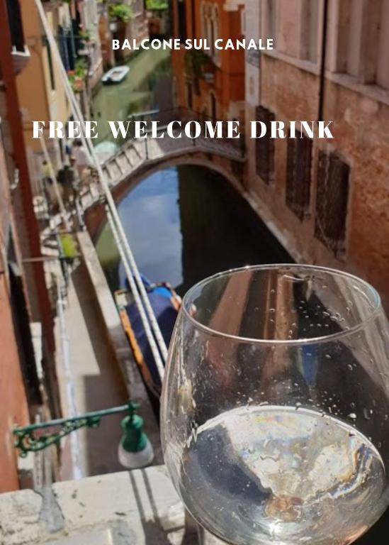 Balcone sul canale room 3