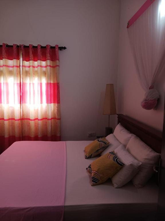 Sunflower House Weligama room 2