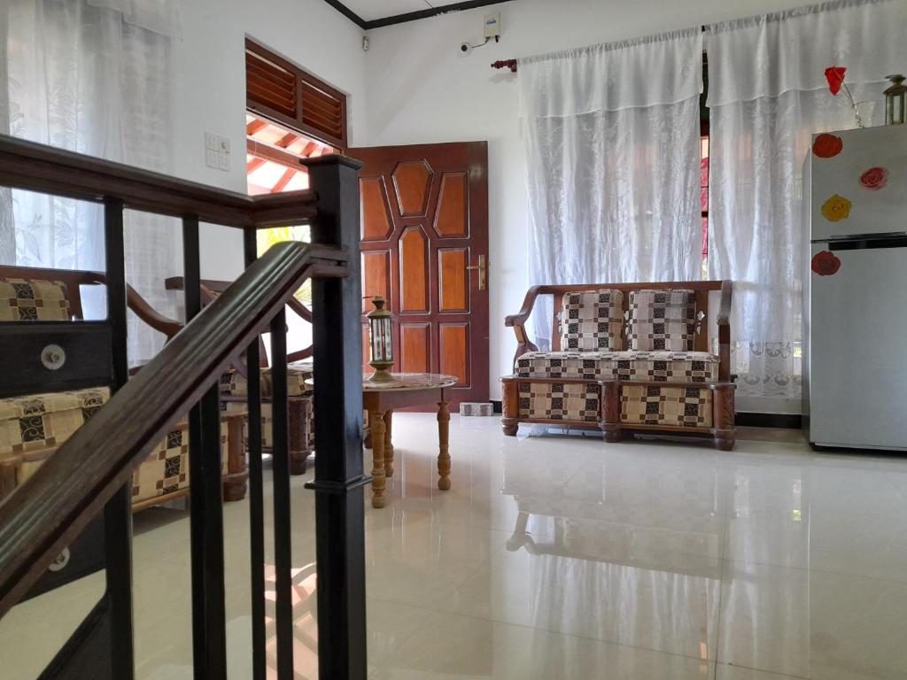 Thisu villa room 1