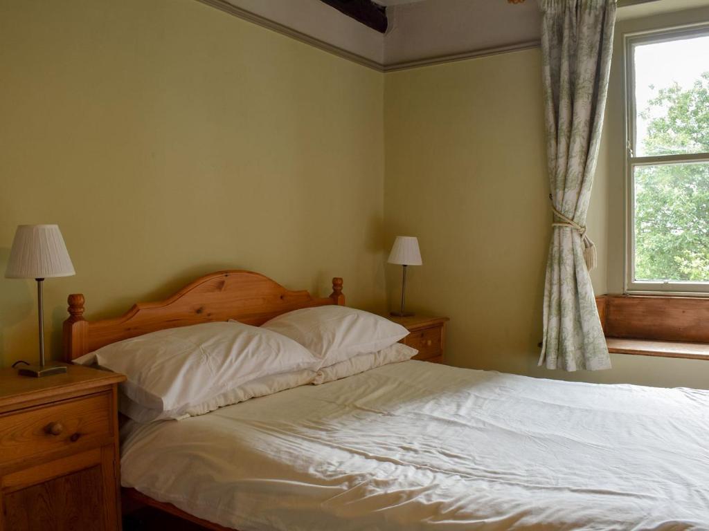 Thorn Cottage room 6