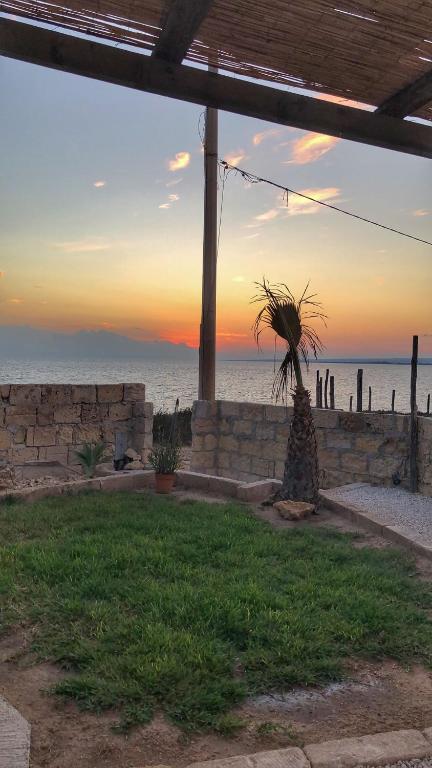 Vista Tramonto room 1