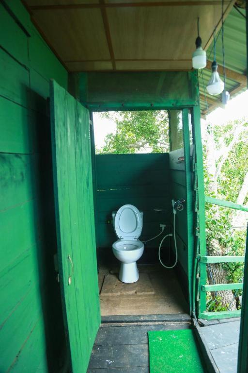 Yala Tree House Safari room 6