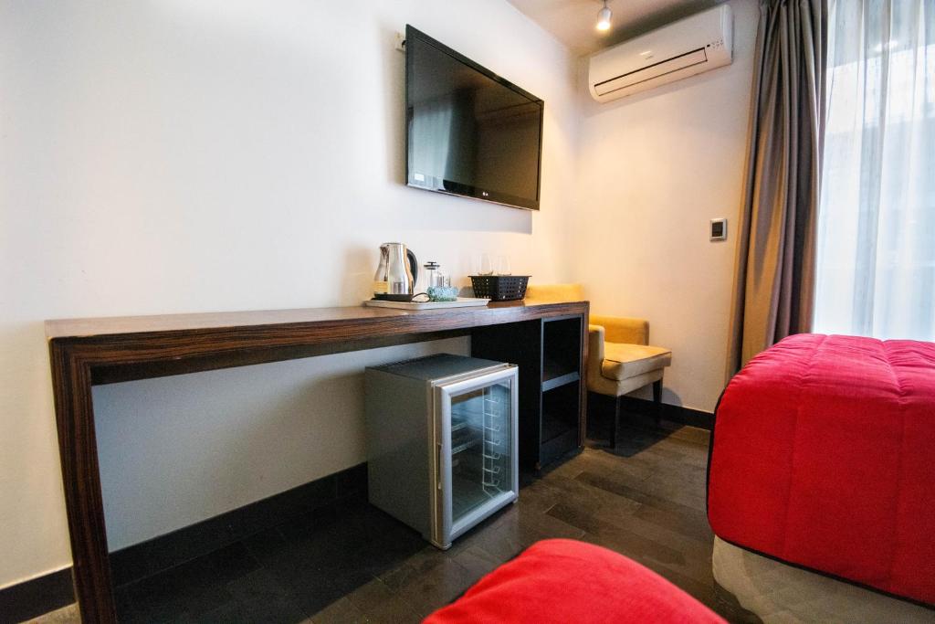 Tribeca Twin Room room 1