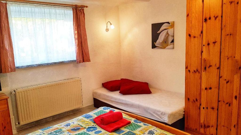 Triftanfang Ferienwohnungen room 3