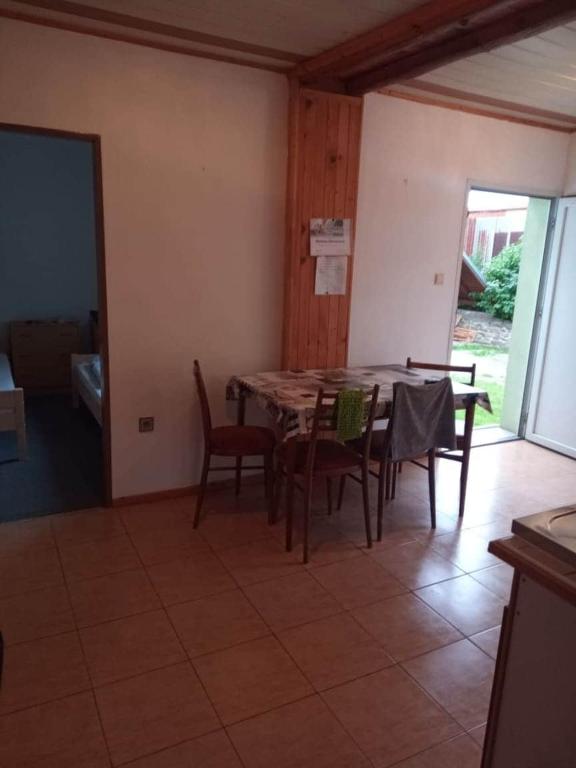 ubytovanie Petra room 1