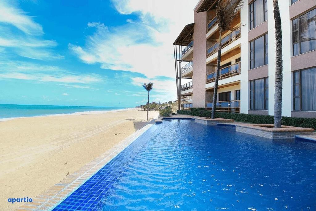 Varandas do Mar Condomínio Moderno por Carpediem room 6