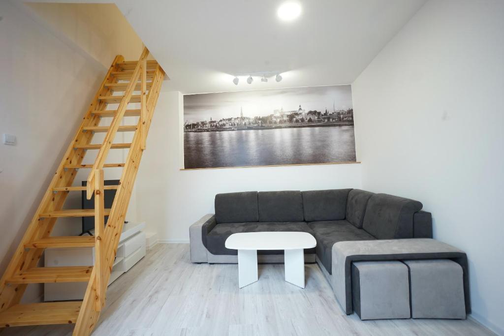 Viking Home: Apartament Joanna room 1