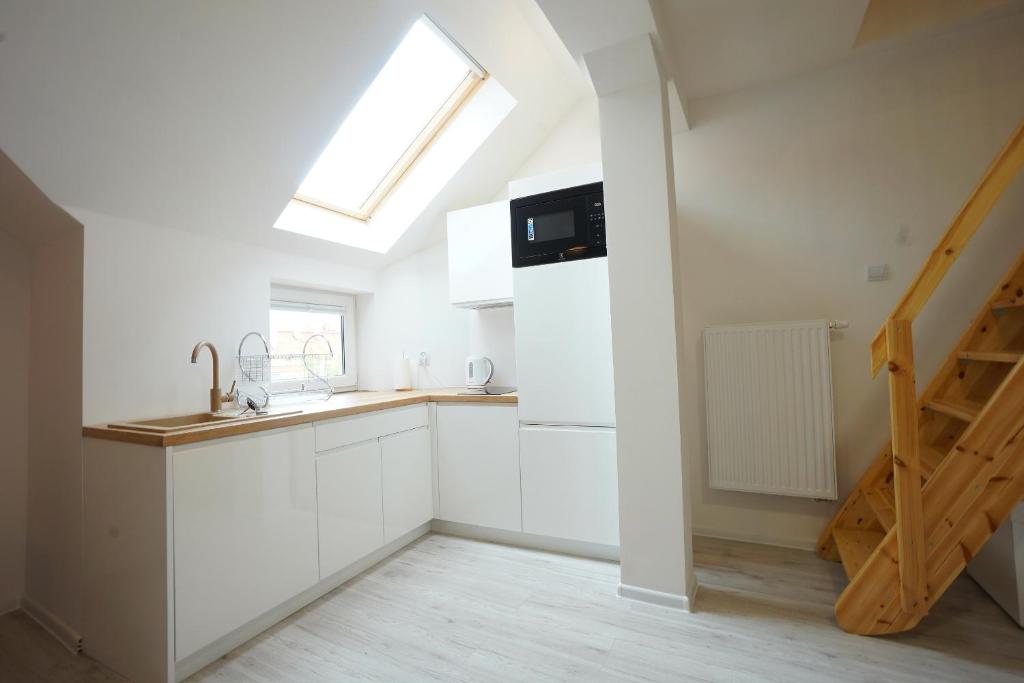 Viking Home: Apartament Joanna room 2