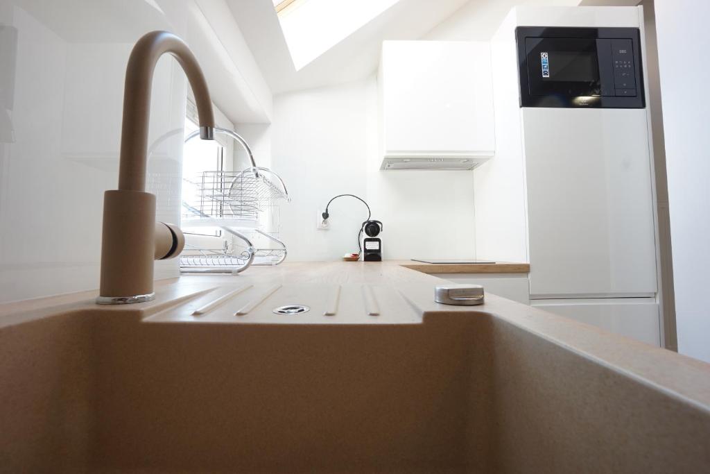 Viking Home: Apartament Joanna room 3