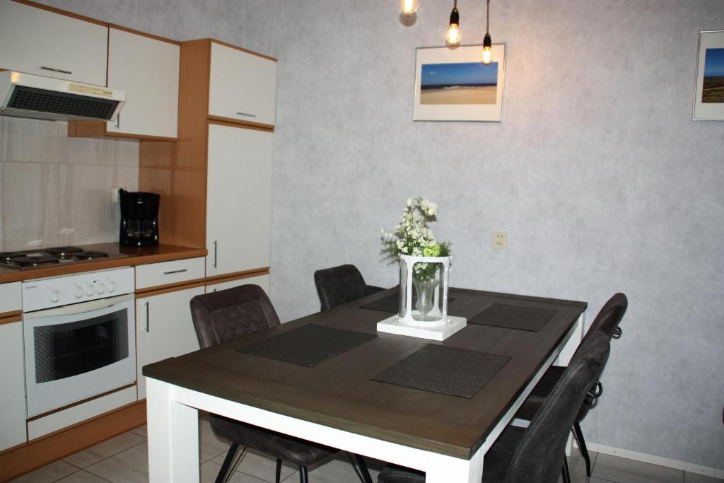 Bungalow VilaDuna room 3