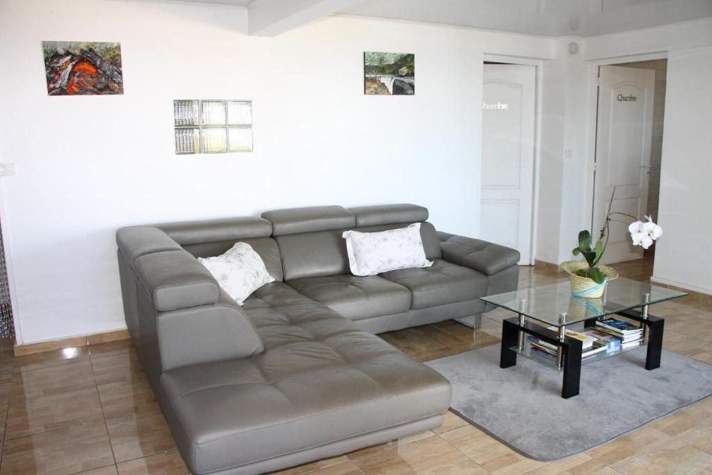 VILLA AMARYLLIS room 2
