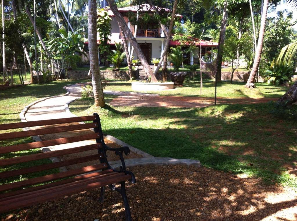 Priyanka Villa Bentota room 5