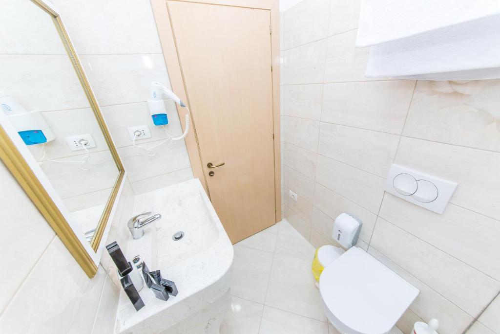 Villa Idrizi Berat room 4