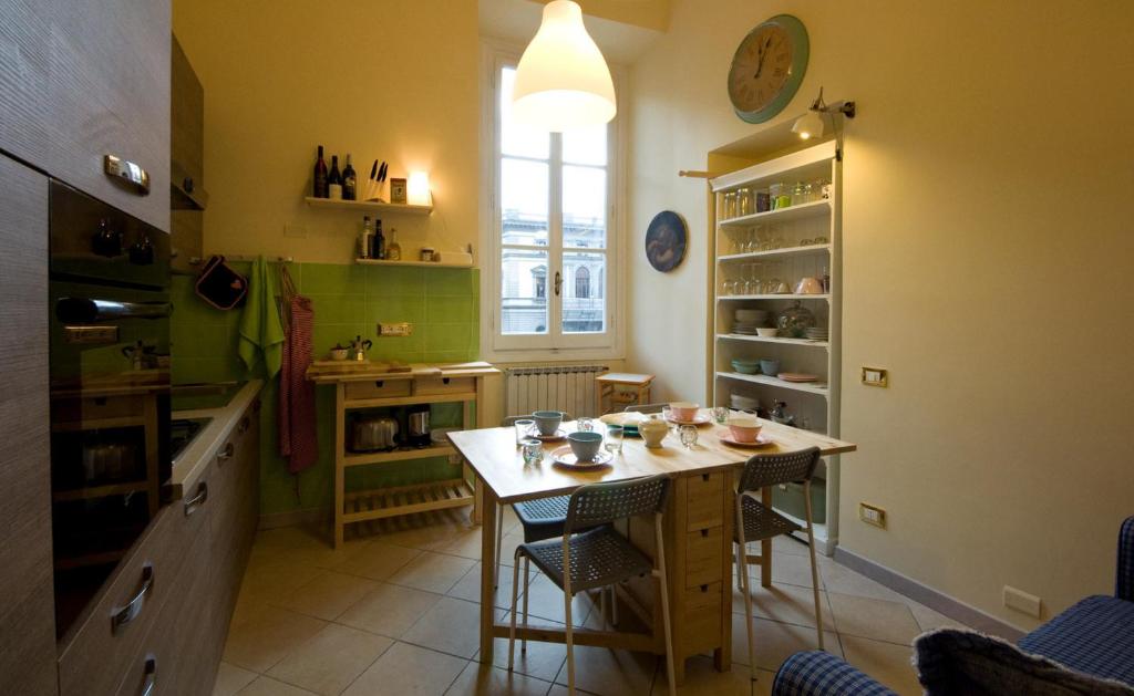 Vivi Rome room 2