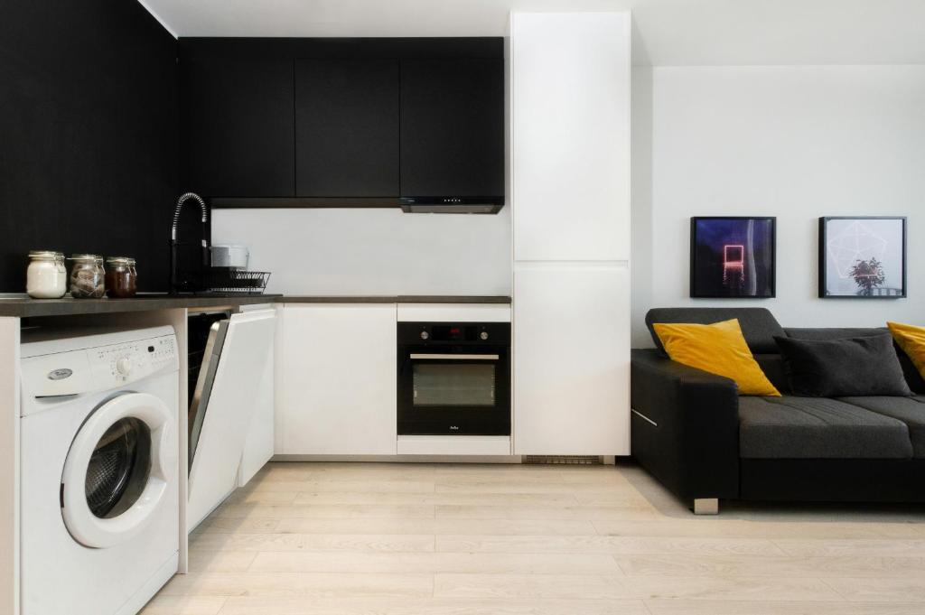 Westerplatte Apartment by Renters room 3